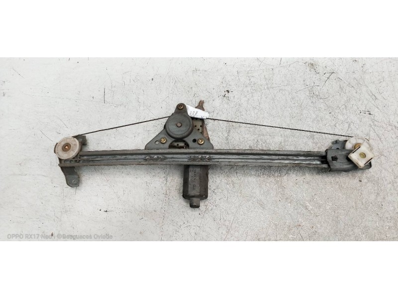 Recambio de elevalunas trasero izquierdo para mercedes clase c (w202) berlina 250 td (202.128) referencia OEM IAM   