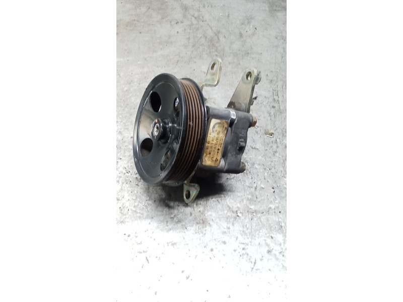 Recambio de bomba direccion para nissan primera (p12) 2.0 referencia OEM IAM 7611332130  
