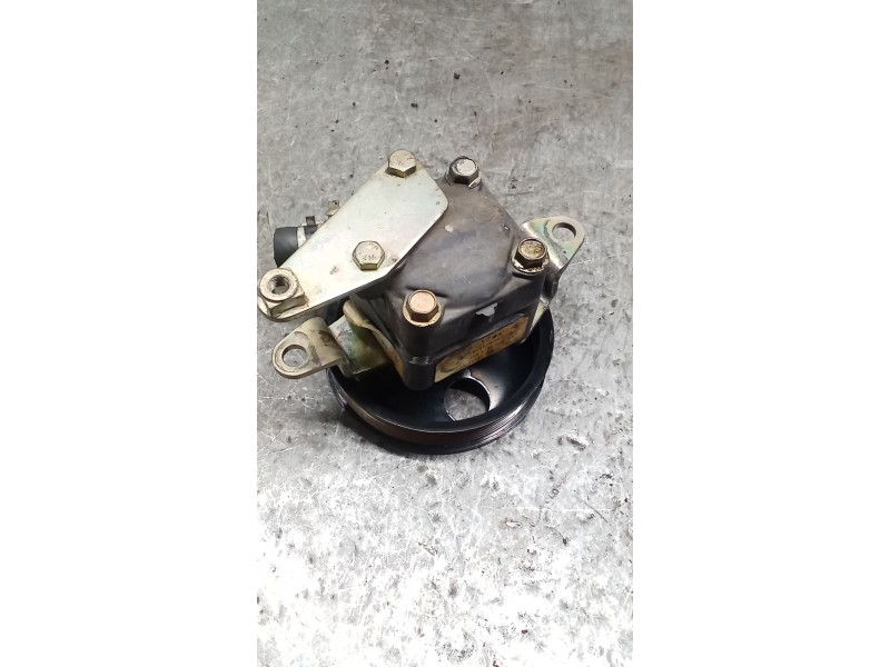 Recambio de bomba direccion para nissan primera (p12) 2.0 referencia OEM IAM 7611332130  