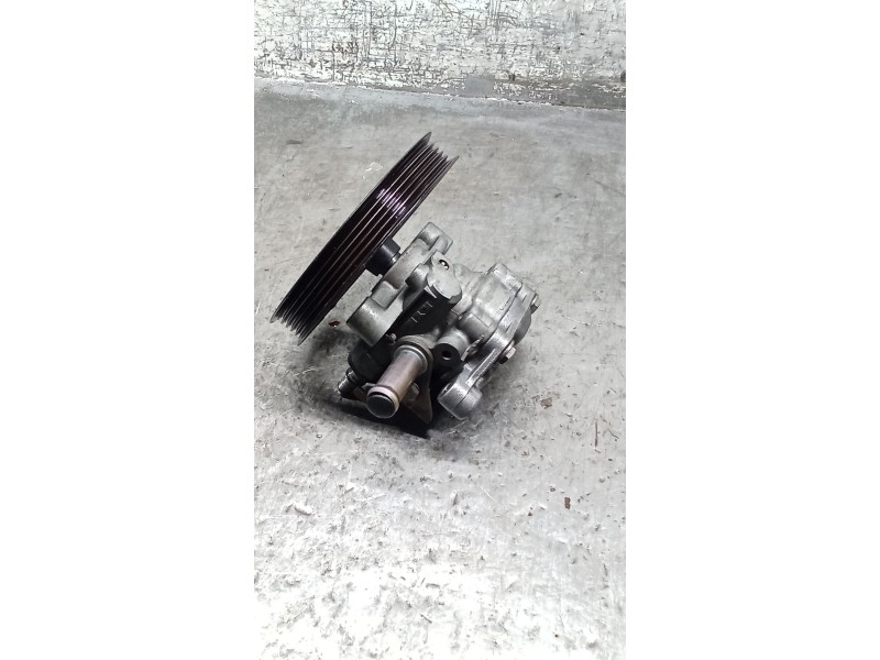 Recambio de bomba direccion para mitsubishi space star monospace (dg_a) 1.6 16v (dg3a) referencia OEM IAM   