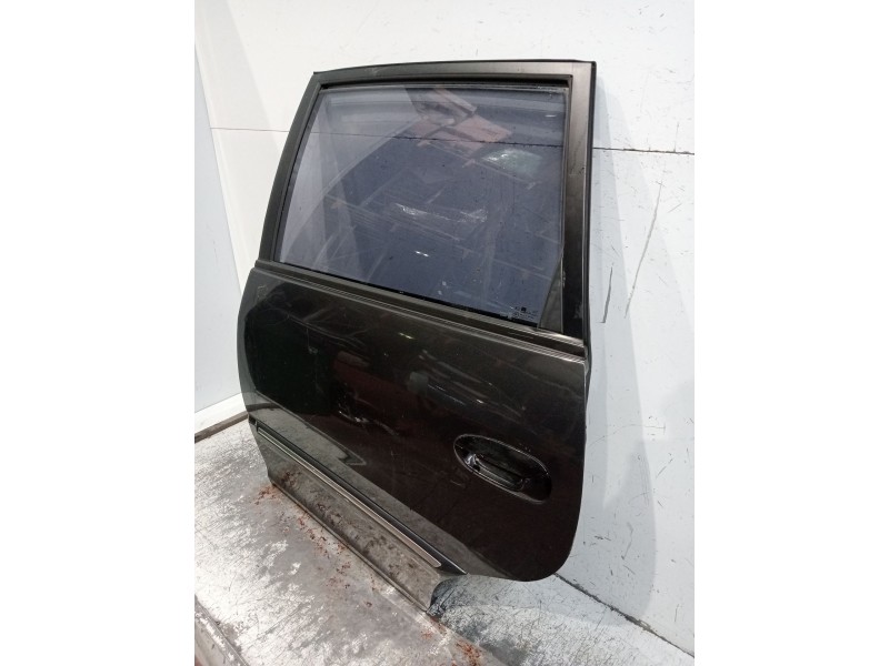 Recambio de puerta trasera izquierda para kia carens i monospace (fc, fj) 2.0 crdi referencia OEM IAM   5P