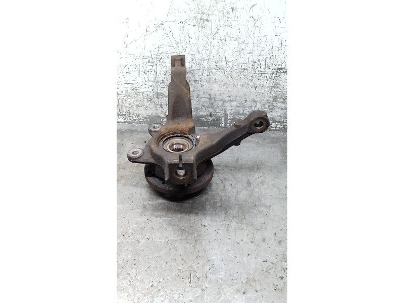 Recambio de mangueta delantera derecha para dacia sandero 1.2 16v referencia OEM IAM   