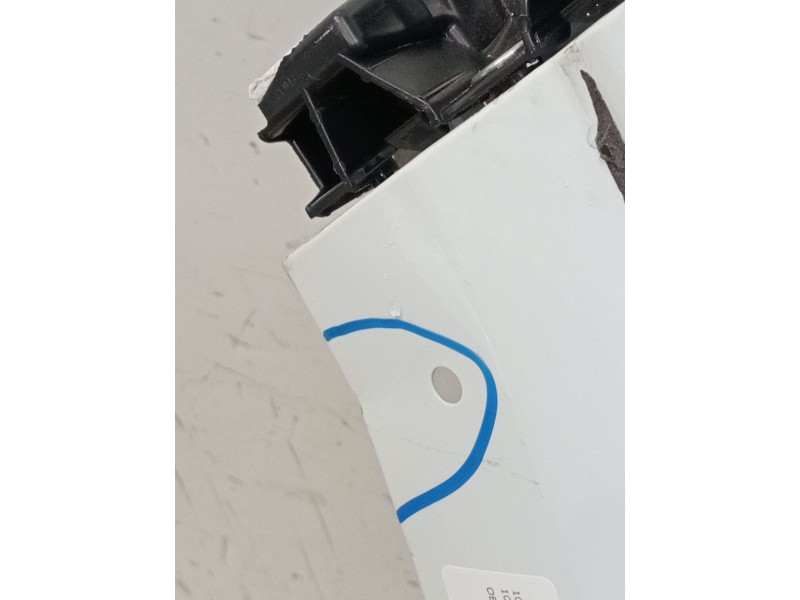 Recambio de aleta delantera izquierda para dacia sandero iii 1.0 tce 90 eco-g referencia OEM IAM   