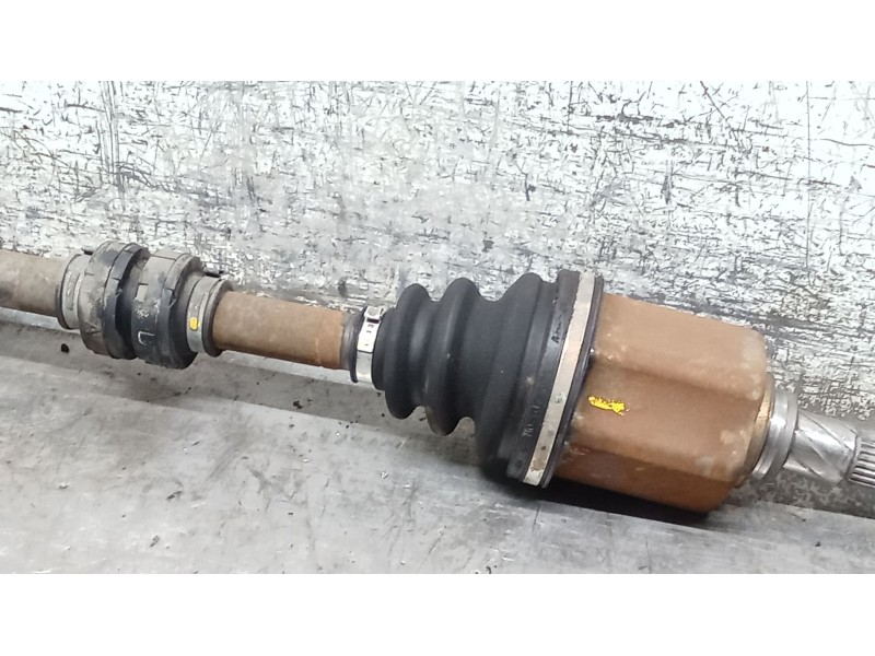 Recambio de transmision delantera izquierda para nissan primera (p12) 2.0 referencia OEM IAM   