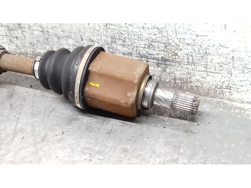 Recambio de transmision delantera izquierda para nissan primera (p12) 2.0 referencia OEM IAM   