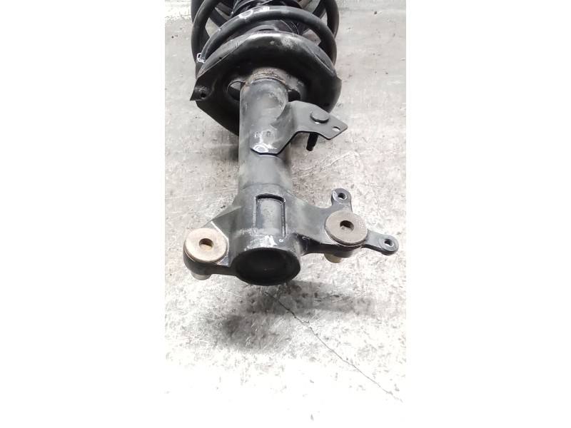 Recambio de amortiguador delantero izquierdo para nissan primera (p12) 2.0 referencia OEM IAM   