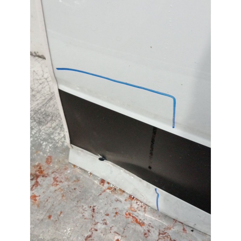 Recambio de puerta delantera derecha para dacia sandero iii 1.0 tce 90 eco-g referencia OEM IAM   5P
