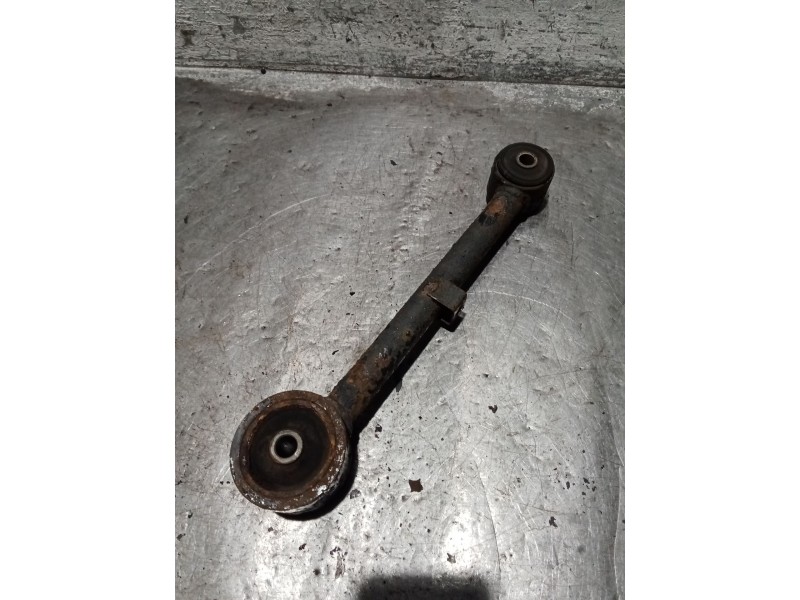 Recambio de brazo suspension superior trasero izquierdo para mitsubishi montero io i (h6_w, h7_w) 1.8 gdi (h66w, h76w) referenci