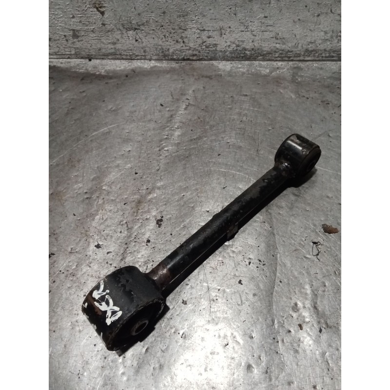 Recambio de brazo suspension superior trasero derecho para mitsubishi montero io i (h6_w, h7_w) 1.8 gdi (h66w, h76w) referencia 