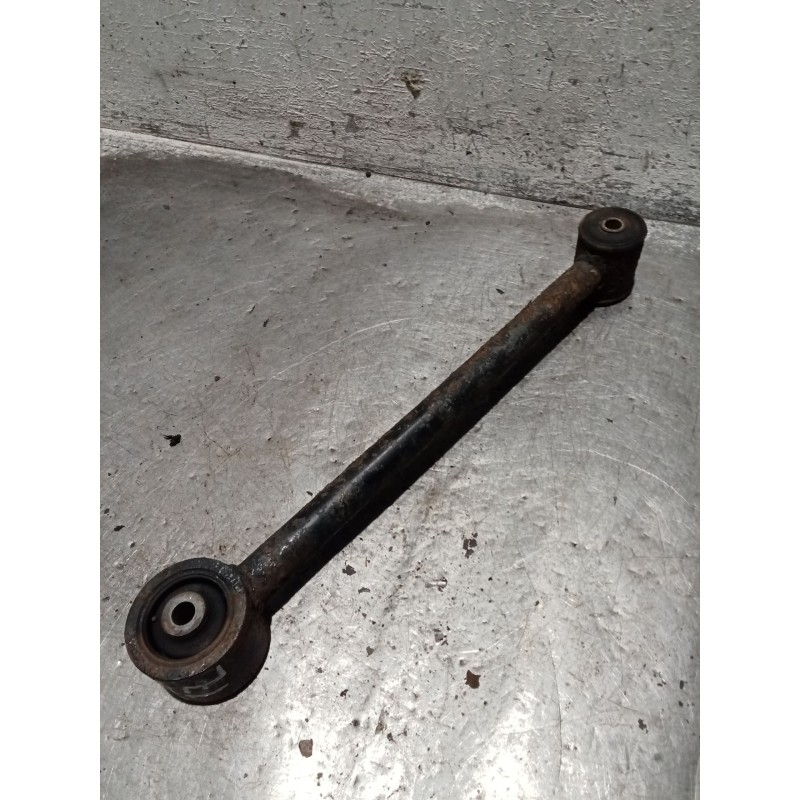 Recambio de brazo suspension inferior trasero izquierdo para mitsubishi montero io i (h6_w, h7_w) 1.8 gdi (h66w, h76w) referenci