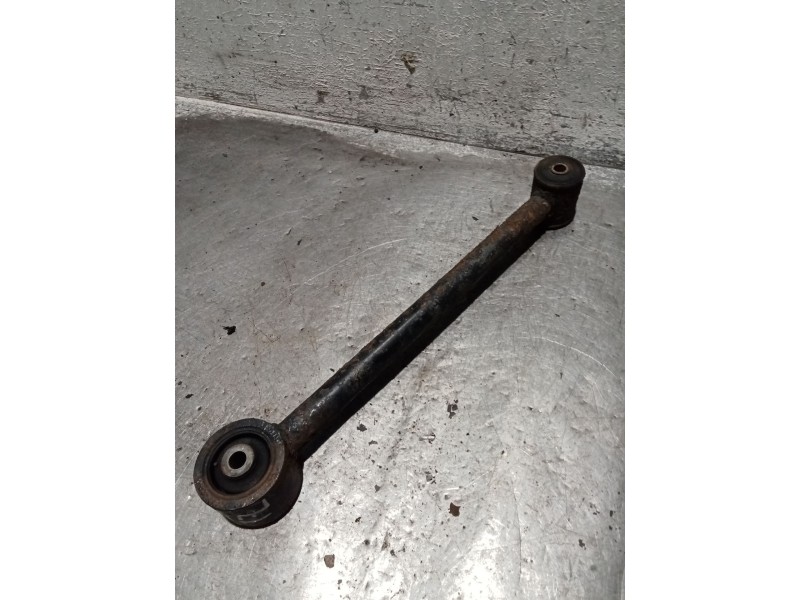 Recambio de brazo suspension inferior trasero izquierdo para mitsubishi montero io i (h6_w, h7_w) 1.8 gdi (h66w, h76w) referenci