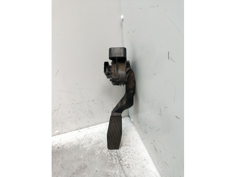 Recambio de potenciometro pedal para opel zafira / zafira family b (a05) 1.9 cdti (m75) referencia OEM IAM 6PV00811400 9202341 