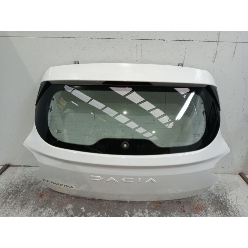 Recambio de porton trasero para dacia sandero iii 1.0 tce 90 eco-g referencia OEM IAM   
