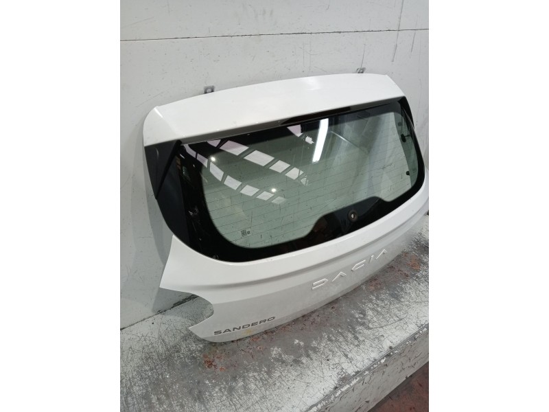 Recambio de porton trasero para dacia sandero iii 1.0 tce 90 eco-g referencia OEM IAM   