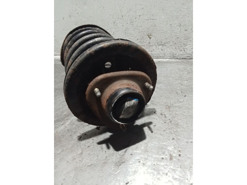 Recambio de amortiguador delantero izquierdo para mitsubishi montero io i (h6_w, h7_w) 1.8 gdi (h66w, h76w) referencia OEM IAM  
