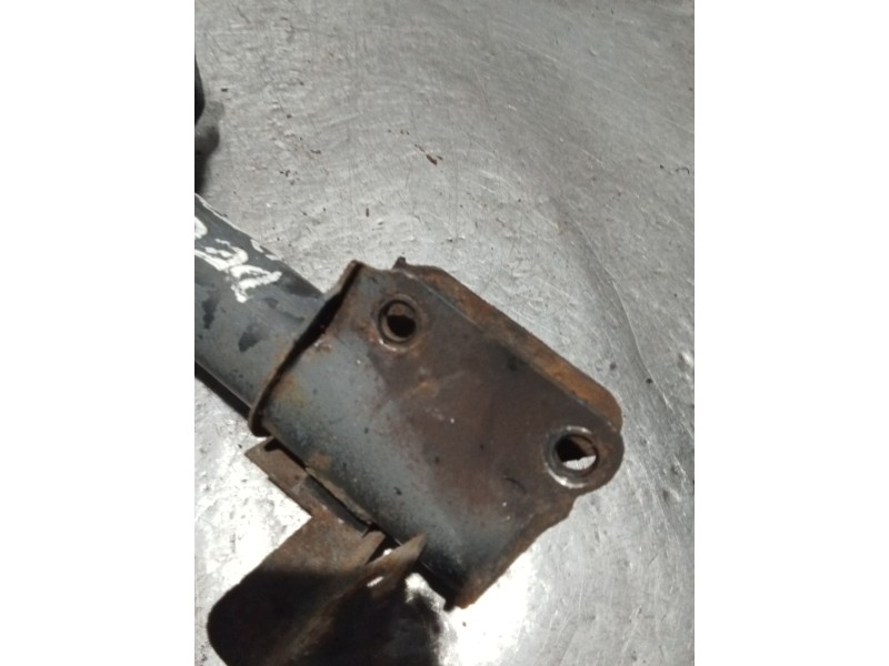 Recambio de amortiguador delantero derecho para mitsubishi montero io i (h6_w, h7_w) 1.8 gdi (h66w, h76w) referencia OEM IAM   