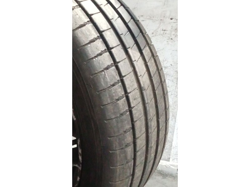 Recambio de juego llantas para seat leon sc (5f5) 1.4 tsi referencia OEM IAM 225/45 R17 91Y TIENEN RAYONAZOS VER FOTOS 