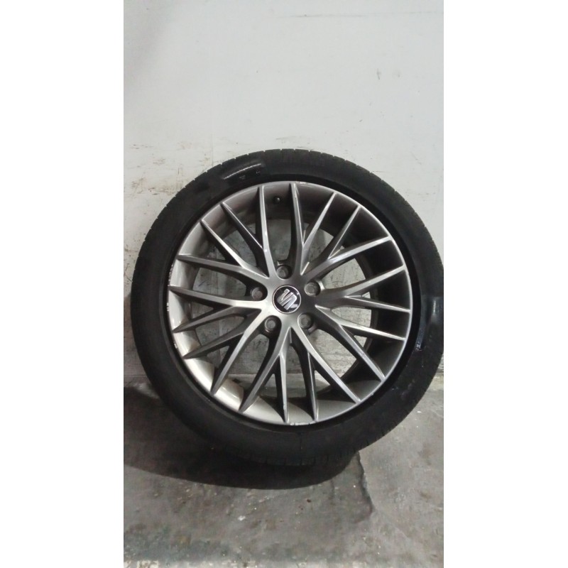 Recambio de juego llantas para seat leon sc (5f5) 1.4 tsi referencia OEM IAM 225/45 R17 91Y TIENEN RAYONAZOS VER FOTOS 