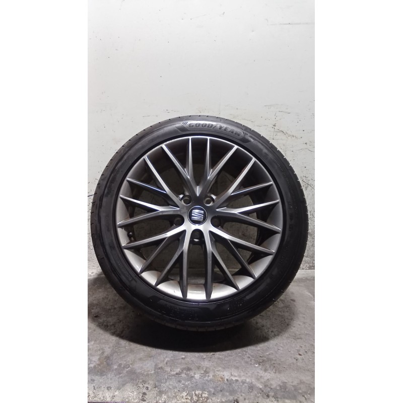 Recambio de juego llantas para seat leon sc (5f5) 1.4 tsi referencia OEM IAM 225/45 R17 91Y TIENEN RAYONAZOS VER FOTOS 