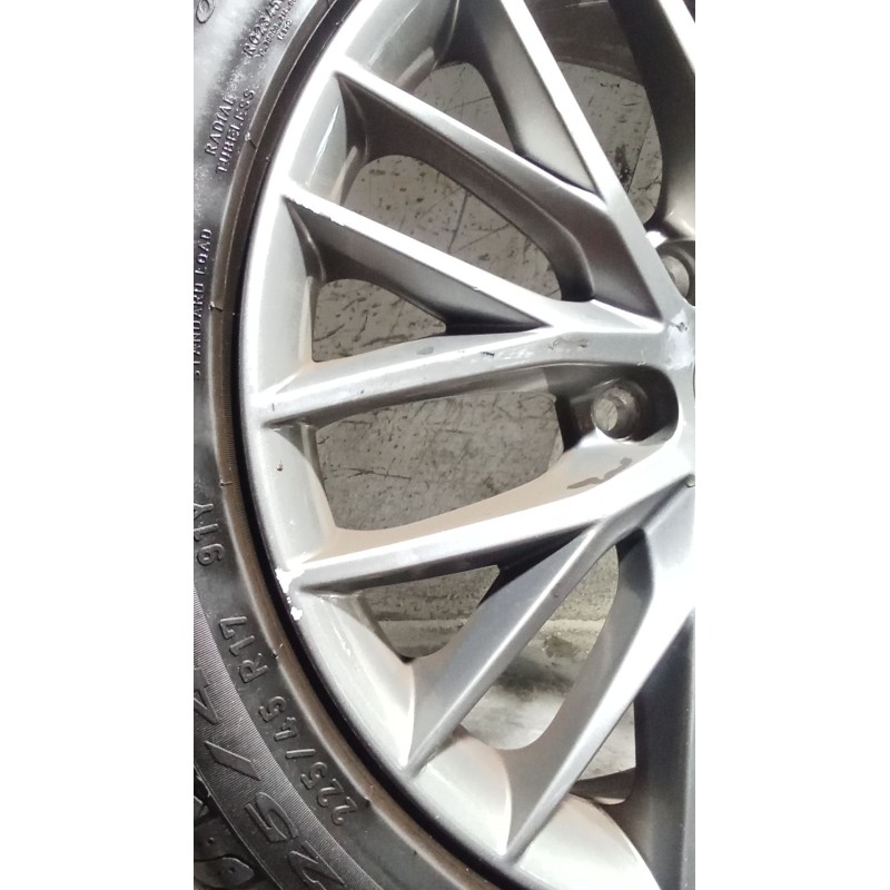 Recambio de juego llantas para seat leon sc (5f5) 1.4 tsi referencia OEM IAM 225/45 R17 91Y TIENEN RAYONAZOS VER FOTOS 