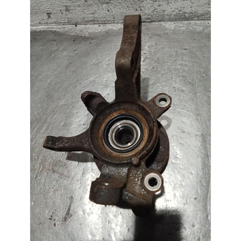 Recambio de mangueta delantera derecha para mitsubishi montero io i (h6_w, h7_w) 1.8 gdi (h66w, h76w) referencia OEM IAM   