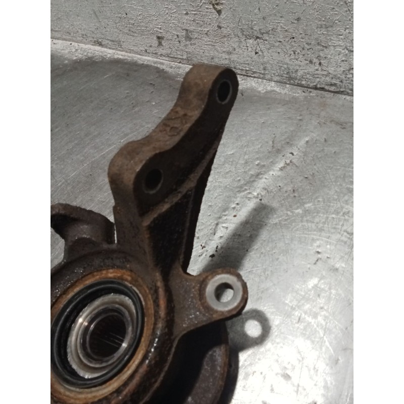 Recambio de mangueta delantera derecha para mitsubishi montero io i (h6_w, h7_w) 1.8 gdi (h66w, h76w) referencia OEM IAM   