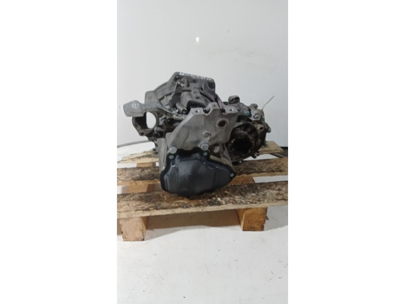 Recambio de caja cambios para seat leon (1p1) 1.9 tdi referencia OEM IAM JCR 5v 18027640144