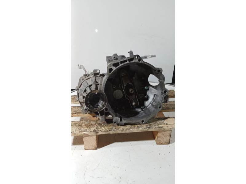 Recambio de caja cambios para seat leon (1p1) 1.9 tdi referencia OEM IAM JCR 5v 18027640144