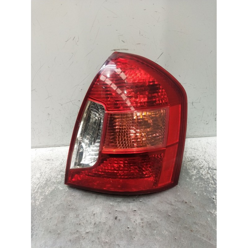 Recambio de piloto trasero derecho para hyundai accent iii sedán (mc) 1.4 gl referencia OEM IAM   