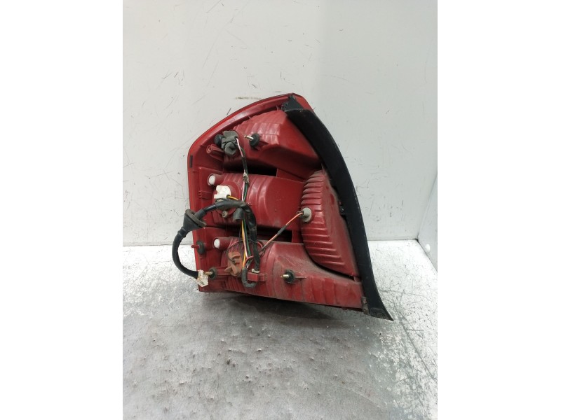 Recambio de piloto trasero derecho para hyundai accent iii sedán (mc) 1.4 gl referencia OEM IAM   