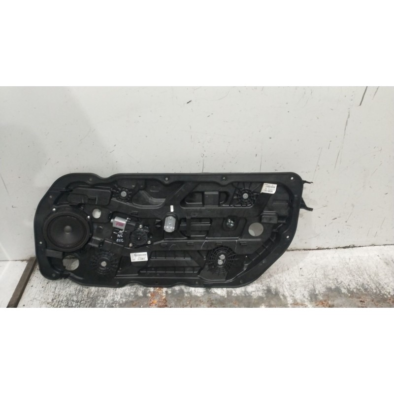 Recambio de elevalunas delantero derecho para kia cee´d (jd) 1.6 gt referencia OEM IAM 82460A2710 0011000504182 3P