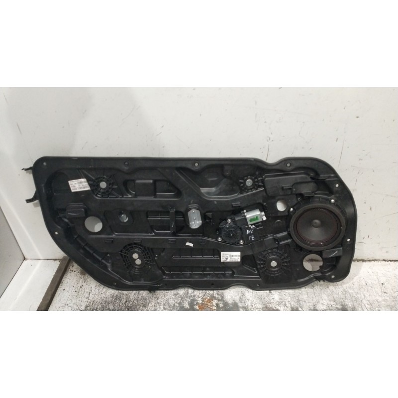Recambio de elevalunas delantero izquierdo para kia cee´d (jd) 1.6 gt referencia OEM IAM 82450A2710 001100507945 3P
