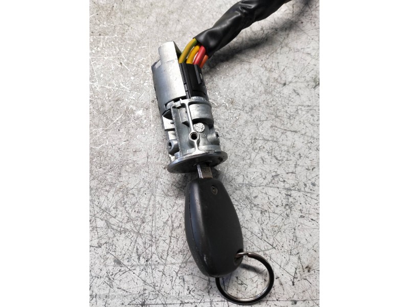 Recambio de conmutador de arranque para dacia sandero ambiance referencia OEM IAM   