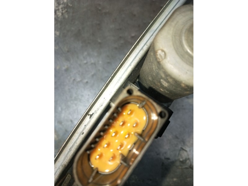 Recambio de elevalunas trasero izquierdo para mercedes-benz clase a (w168) a 170 cdi (168.009, 168.109) referencia OEM IAM 01308