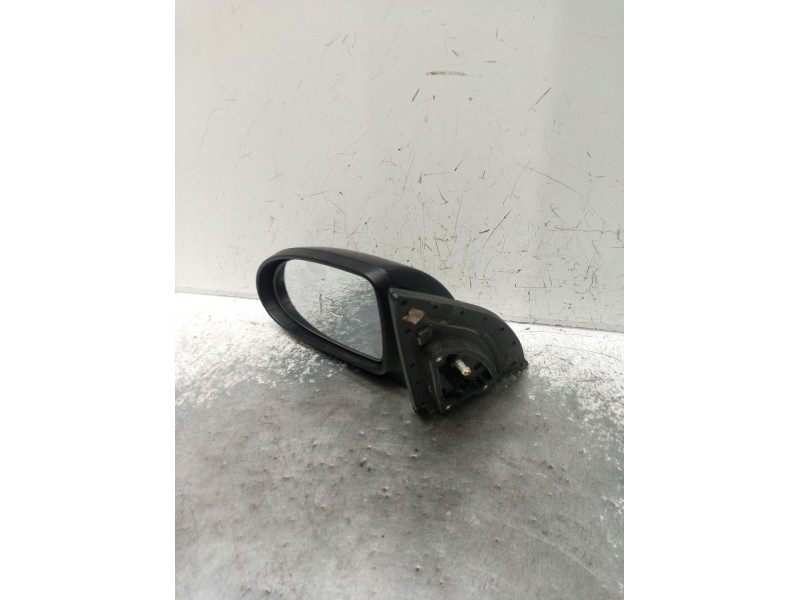 Recambio de retrovisor izquierdo para hyundai accent iii sedán (mc) 1.4 gl referencia OEM IAM   ELECTRICO