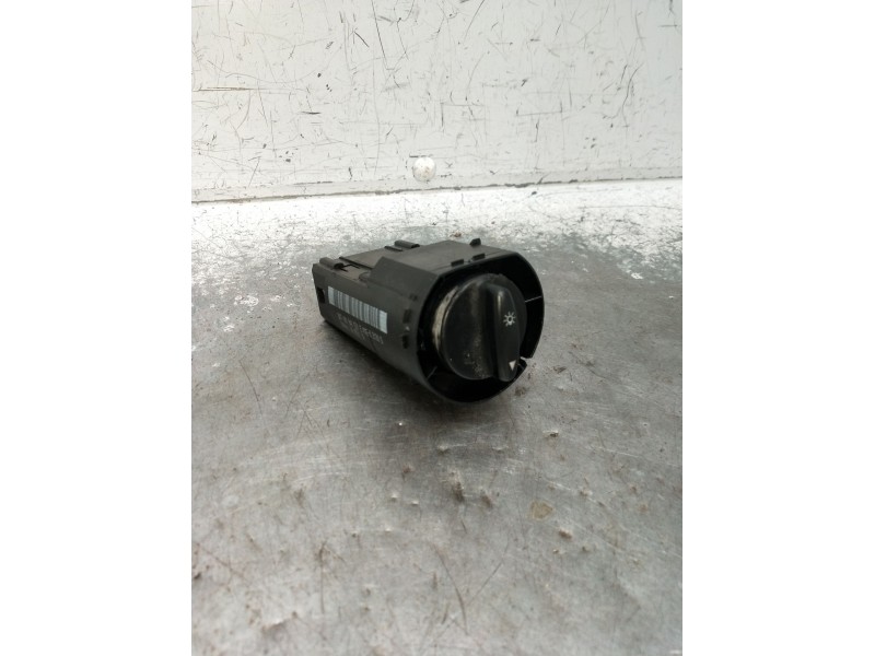 Recambio de mando luces para seat toledo ii (1m2) 1.9 tdi referencia OEM IAM 04052138 BK71M1941531E 