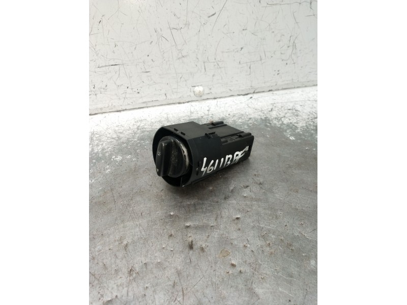 Recambio de mando luces para seat toledo ii (1m2) 1.9 tdi referencia OEM IAM 04052138 BK71M1941531E 