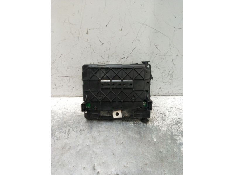Recambio de caja reles / fusibles para citroën c2 (jm_) 1.1 referencia OEM IAM 964349888000  