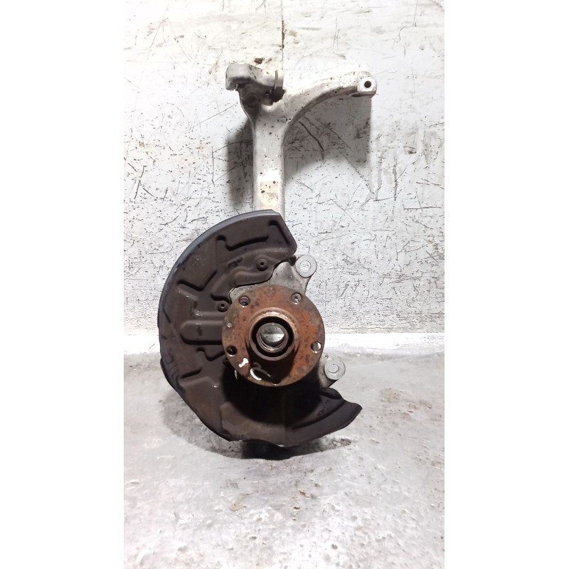 Recambio de mangueta delantera izquierda para audi a4 b7 (8ec) 3.0 tdi quattro referencia OEM IAM   