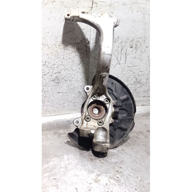 Recambio de mangueta delantera izquierda para audi a4 b7 (8ec) 3.0 tdi quattro referencia OEM IAM   