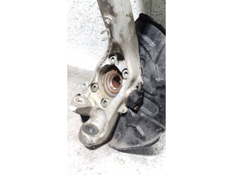 Recambio de mangueta delantera izquierda para audi a4 b7 (8ec) 3.0 tdi quattro referencia OEM IAM   