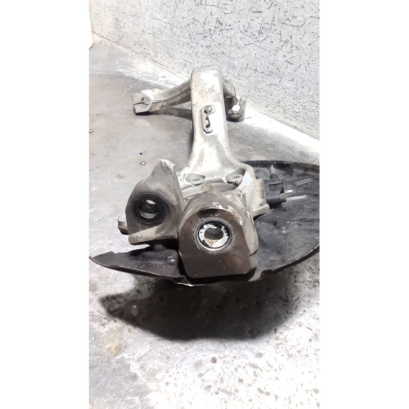 Recambio de mangueta delantera izquierda para audi a4 b7 (8ec) 3.0 tdi quattro referencia OEM IAM   