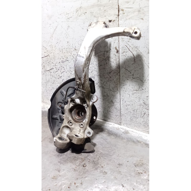 Recambio de mangueta delantera derecha para audi a4 b7 (8ec) 3.0 tdi quattro referencia OEM IAM   