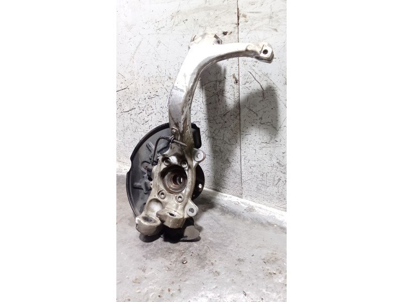 Recambio de mangueta delantera derecha para audi a4 b7 (8ec) 3.0 tdi quattro referencia OEM IAM   