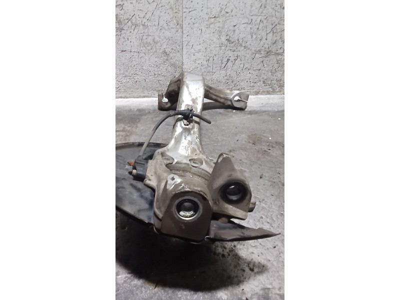 Recambio de mangueta delantera derecha para audi a4 b7 (8ec) 3.0 tdi quattro referencia OEM IAM   