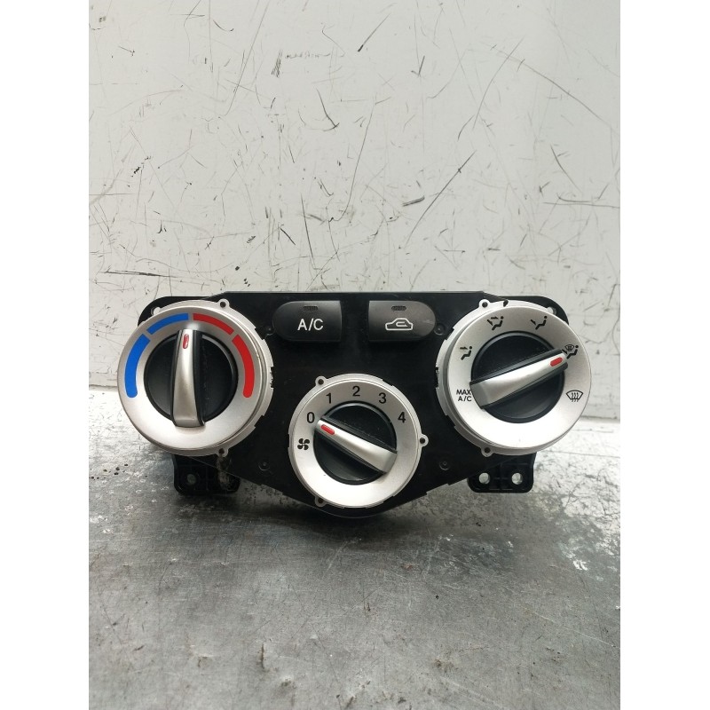 Recambio de mando calefaccion / aire acondicionado para hyundai accent iii sedán (mc) 1.4 gl referencia OEM IAM 972501EXXX  