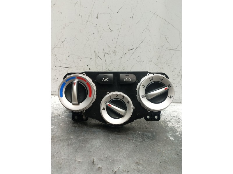 Recambio de mando calefaccion / aire acondicionado para hyundai accent iii sedán (mc) 1.4 gl referencia OEM IAM 972501EXXX  