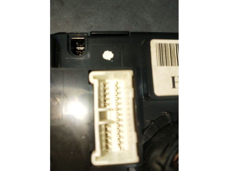 Recambio de mando calefaccion / aire acondicionado para hyundai accent iii sedán (mc) 1.4 gl referencia OEM IAM 972501EXXX  