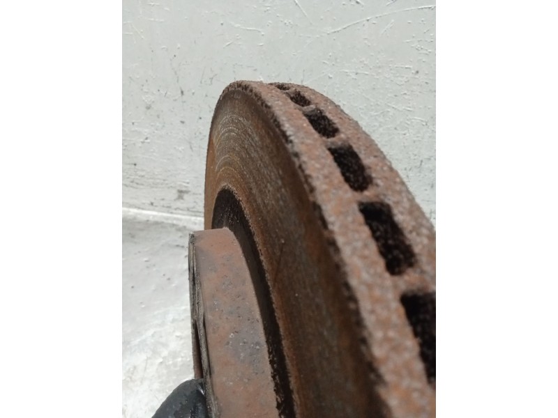 Recambio de disco freno delantero para mitsubishi montero io i (h6_w, h7_w) 1.8 gdi (h66w, h76w) referencia OEM IAM   