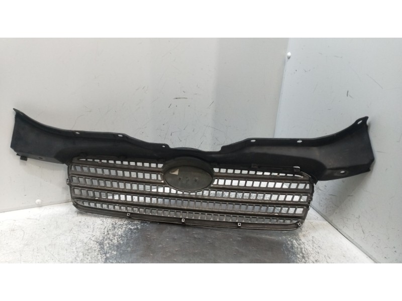 Recambio de rejilla delantera para hyundai accent iii sedán (mc) 1.4 gl referencia OEM IAM VER FOTOS  